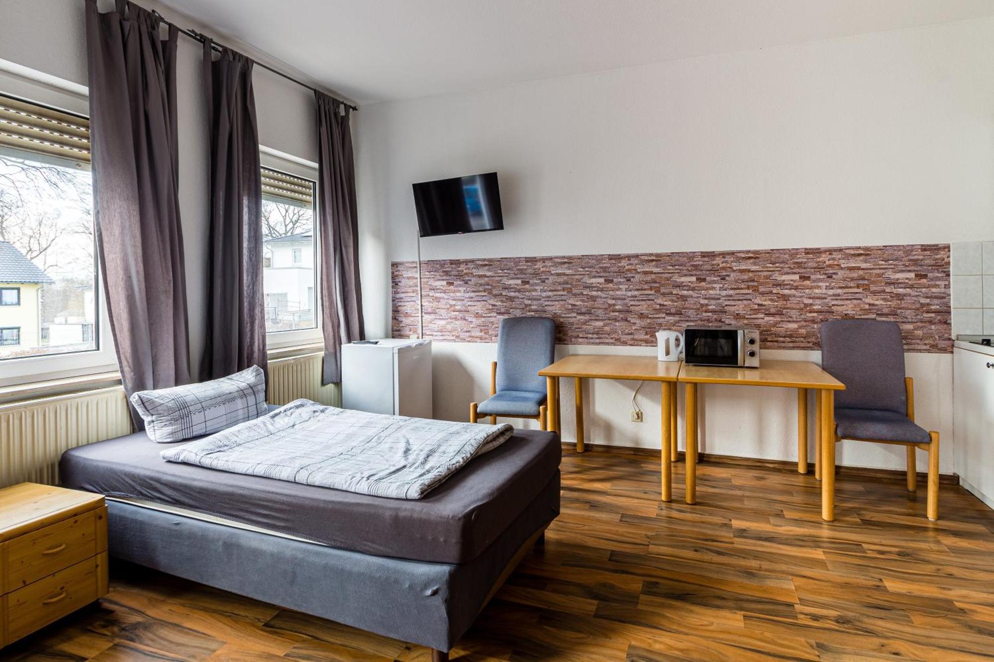 Apartmenthaus In Chemnitz Fuer Monteure 外观 照片